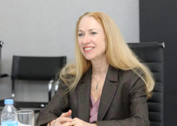 US Amb Urges Opposition to Fight in Parliament Despite Institutional Shortcomings