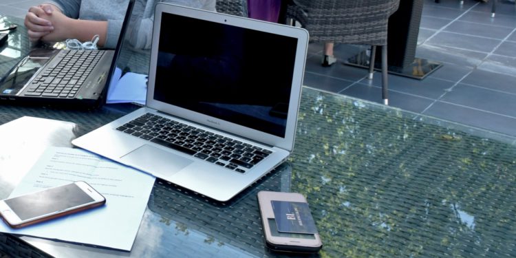 Bridging the Digital Gender Gap for an Inclusive Recovery