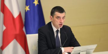 PM: Draft Decree Ready to Separate Sports & Culture from Ministry of Education