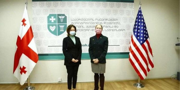 Health Minister: Population will be Vaccinated with Pfizer in Near Future