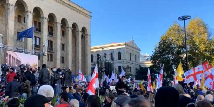 Continuous Rallies: Opposition Announces Action Plan