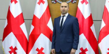 Head of Gov’t Administration Resigns