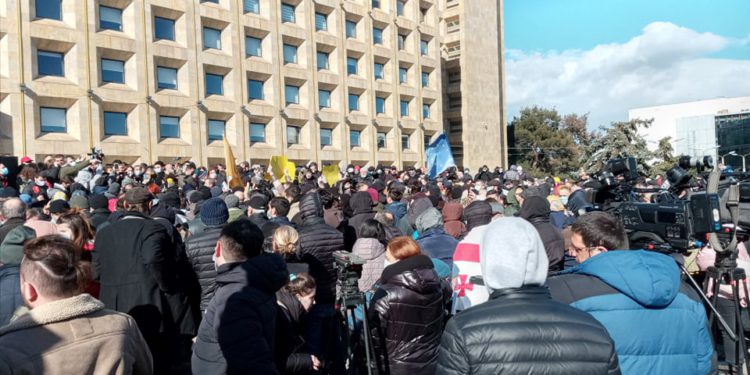 Opposition Announces Large-scale Rally for February 26