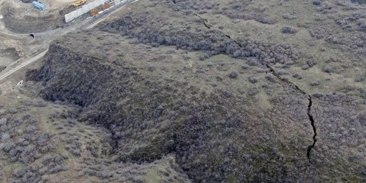 Landslide Risk Identified on Connecting Vashlijvari and Nutsubidze Roads