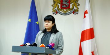 Gabunia: Vaccination to Continue only in Multi-Profile Clinics