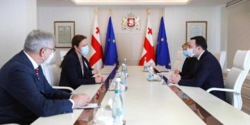 PM Meets with CEO of OMV Petrom SA Which Will Explore Oil & Gas in Georgia