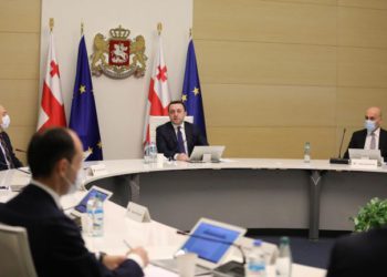 PM Instructs Ministers to Hold Direct Communication with Population on Namakhvani HPP