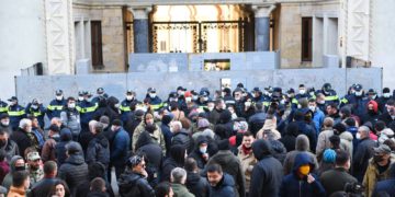 Opposition Parties Rally in Front of Parliament Building