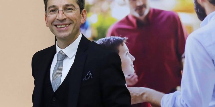 Zaza Purtseladze Becomes First-ever Georgian Recipient of Honorary OBE Award from the Queen