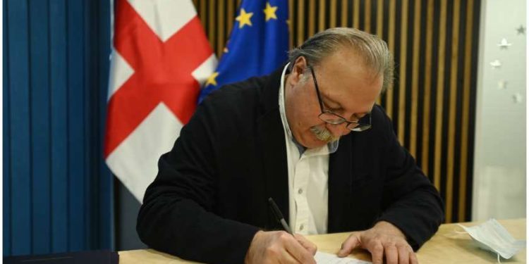 Former UNM Chairman Vashadze Joins Agreement Proposed by Charles Michel