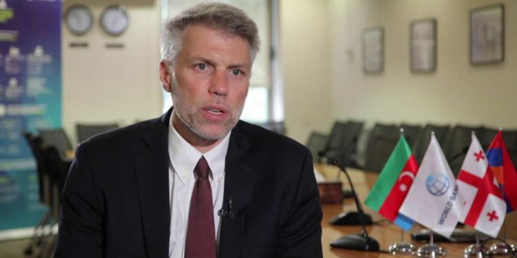 PM Meets with World Bank Regional Director for South Caucasus