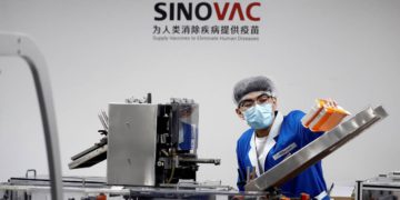 WHO to Discuss Sinovac and Sinopharm Approval by End of April