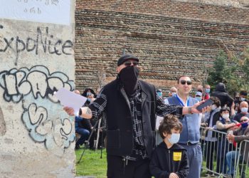 Gia Gachechiladze Organizes Silent Rally on Europe Square