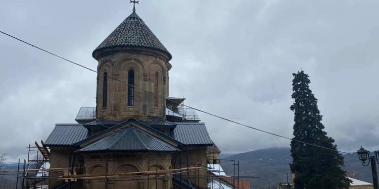 UNESCO Expert to Examine Gelati Monastery Complex