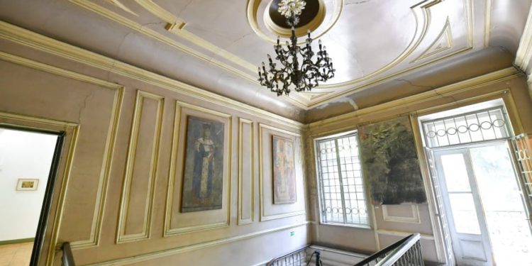 Tea Tsulukiani Visits State Museum of Georgian Literature