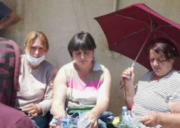 Shukruti Residents End Hunger Strike