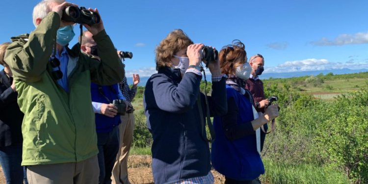 US Senators Jeanne Shaheen, Robert Portman Visit Occupation Line