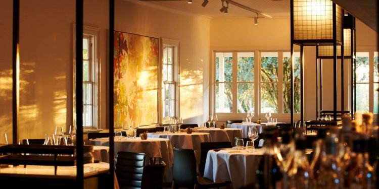 Restaurants and Cafes are Allowed to be Open on Weekends