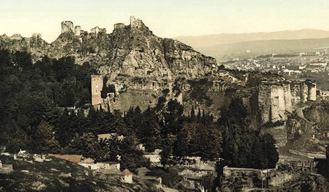 Anonymous/Project "History of Russia in Photos"