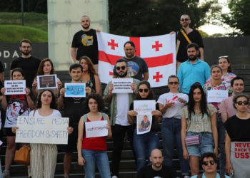 Georgians Living in Estonia Protest Recent Developments in Georgia