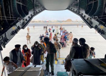 Reuters: Over 18,000 People Evacuated from Afghanistan