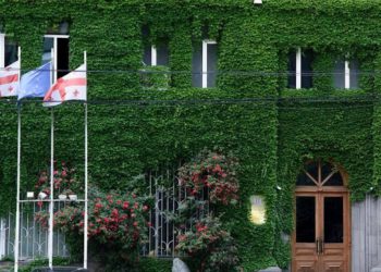 Ministry of Culture Buys Building for Georgian Palace of Arts