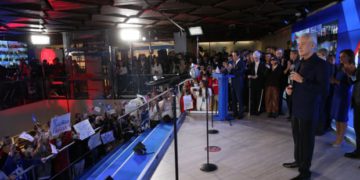 Pro-Putin Party Wins Majority in Russian Elections Despite Declining Support