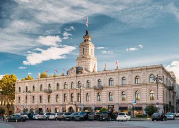 Tbilisi City Assembly: 28 out of 50 Seats Won by GD, 21 by Opposition