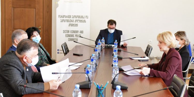 Legislative Change Ensuring Independence of Public Broadcaster from Political and Commercial Influence