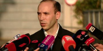 Lawyers Enter Rustavi Penitentiary to Visit Mikheil Saakashvili