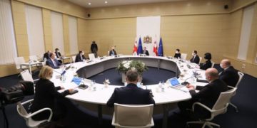 Due to Spread of Omicron, Number of Infections Increased