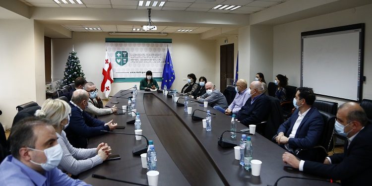 Gabunia Notes Clinics are Prepared to Meet Challenges Associated with Spread of New Strain