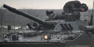 Russia Announces End of Crimea Military Drills, Troops Returning to Garrisons