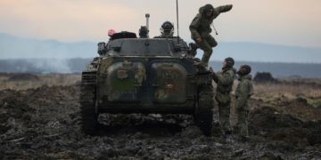 Russian Troops Attack Ukrainian State Border