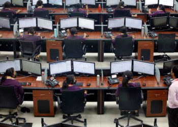 Prosecutor’s Office Arrests 5 Members of Call Center