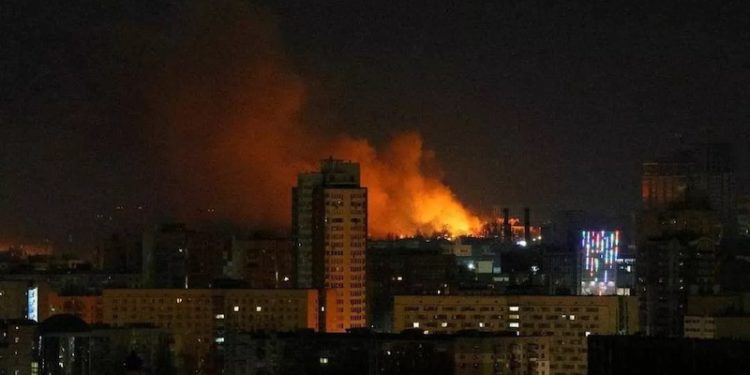 Ukraine Claims its Troops Repelled Several Attacks by Russian Troops Trying to Storm Outskirts of Kyiv