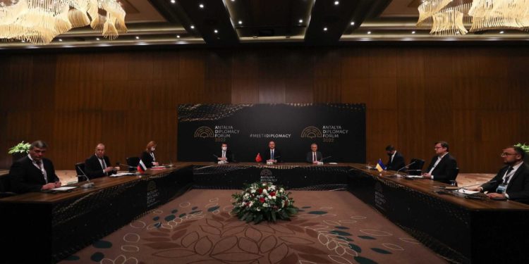 Ukrainian and Russian Foreign Ministers are Meeting in Antalya