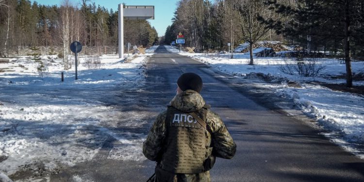 Analysis of Current Situation in Russia and Ukraine by Alleged Active FSB Analyst