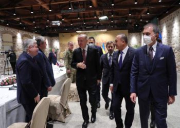 Russia Says it Will ‘Drastically Reduce’ Attacks Around Kyiv