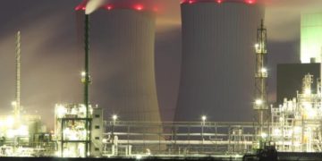 Russia Seizes Ukraine Nuclear Plant after Fire