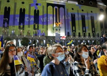 The Economist: ქართველი ხალხი მხარს უჭერს უკრაინას, მაგრამ მისი მთავრობა ყოყმანობს