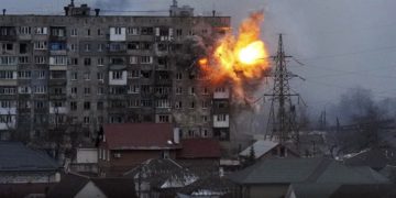 Ministry of Defense of Ukraine: Russians Systematically Bomb Military And Civilian Infrastructure in Kharkov, Donetsk And Zaporozhye Regions