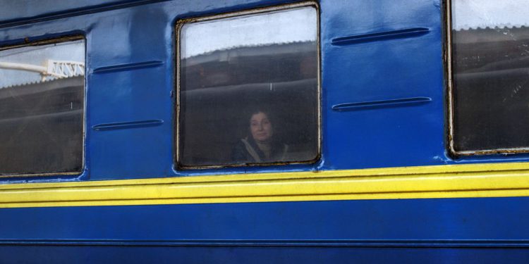 Agreement Reached on Humanitarian Corridor to Evacuate Citizens from Mariupol
