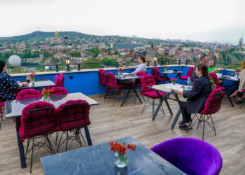 KHEDI and more – Restaurant that Overlooks Most Important Cultural and Historical Monuments of City