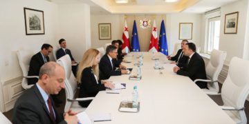 PM Meets with US Secretary of State’s Adviser on Policy, Discusses Possibility of Future Cooperation