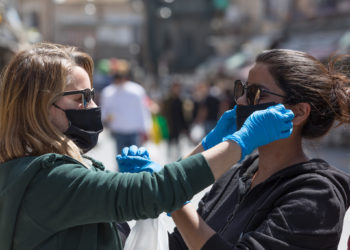 From Today, Wearing Face Mask is to be Mandatory Only on Public Transport and in Medical Facilities