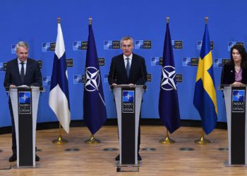 Finland, Sweden Formally Apply for NATO Membership