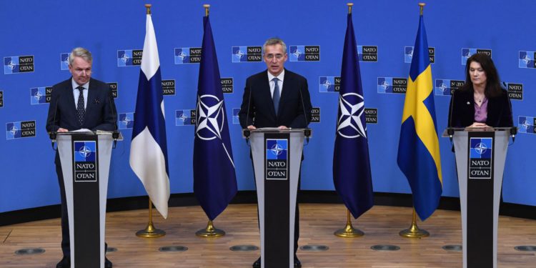 Finland, Sweden Formally Apply for NATO Membership