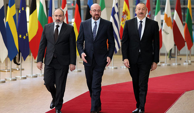 Armenian Prime Minister Nikol Pashinian, President of the European Council Charles Michel and Azerbaijan's President Ilham Aliyev, arrive for an official picture before their meeting at the European Council in Brussels on April 6. Source: AFP