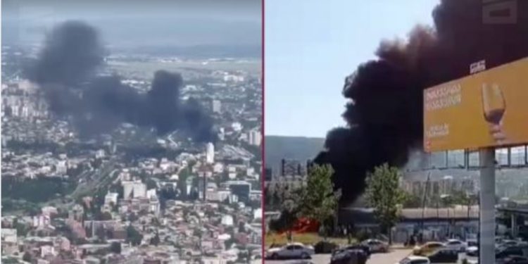 Fire Breaks Out in Isani District of Tbilisi